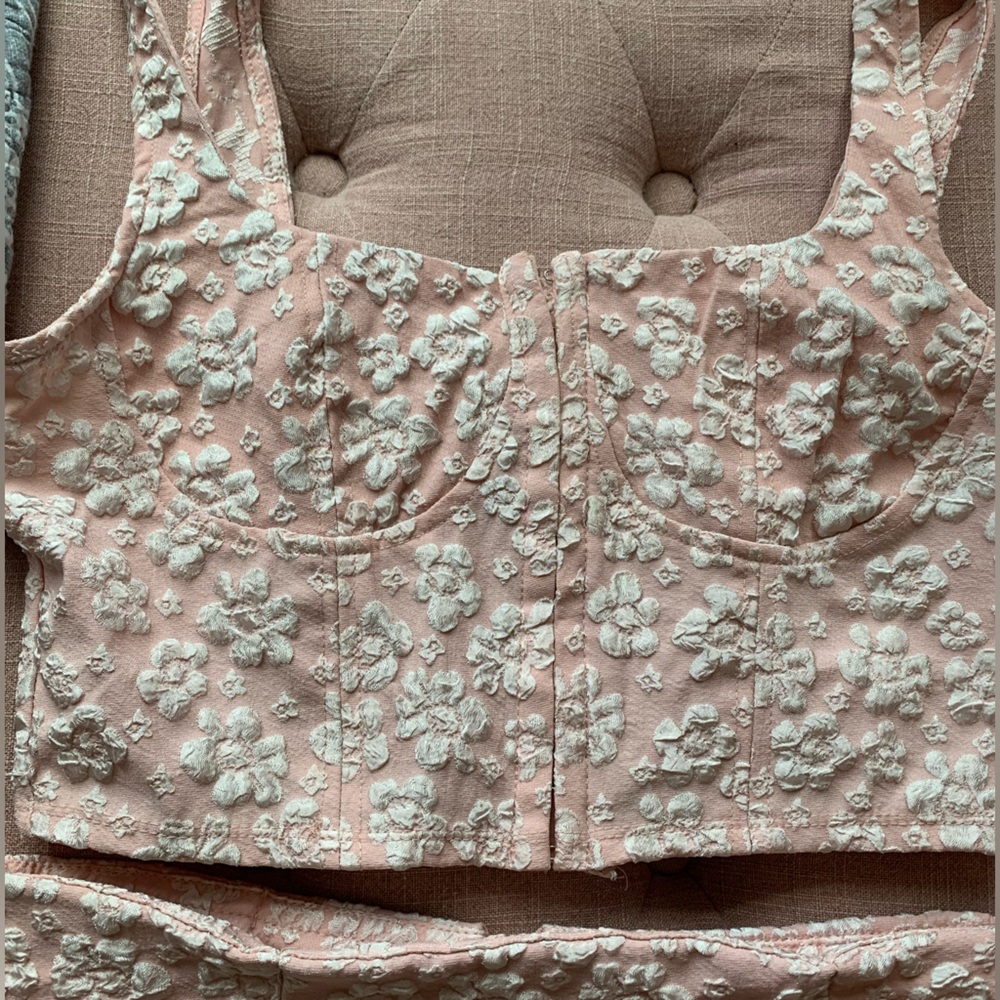 Women’s light pink two piece set